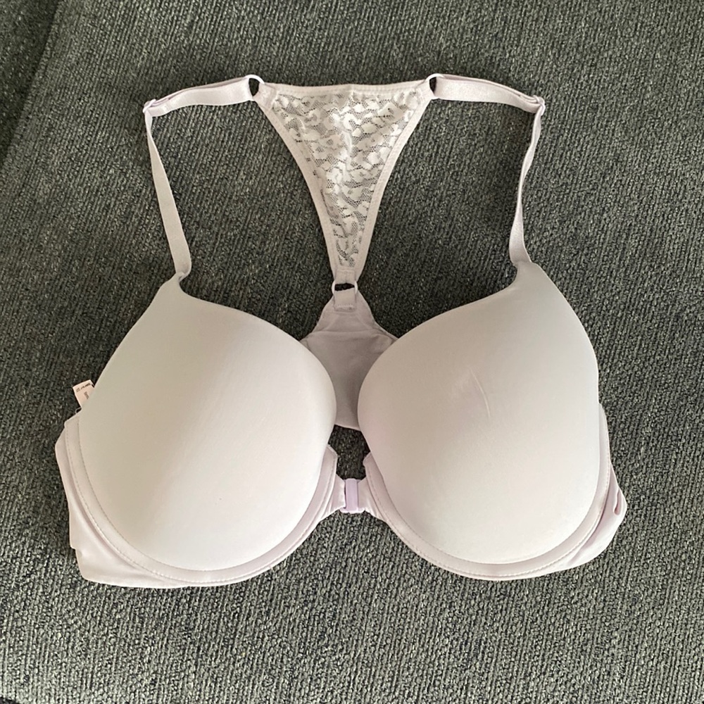 Victoria secret bra 36C